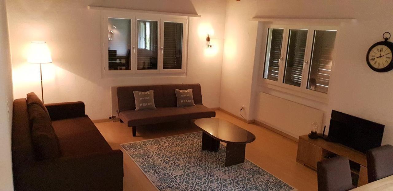 Curtinfess Franklin Appartement Bivio Buitenkant foto