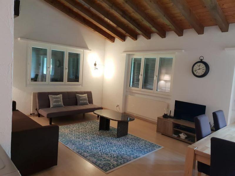 Curtinfess Franklin Appartement Bivio Buitenkant foto